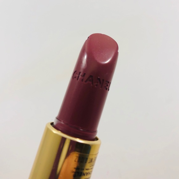 chanel suzanne lipstick